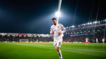 برونو في القائمة النهائية للمنافسة على جائزة لاعب الشهر بالدوري الإنجليزي الممتاز